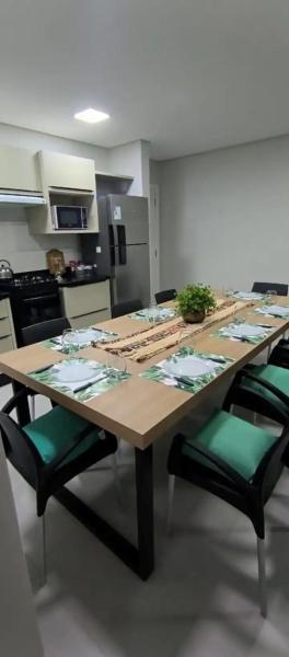 Apartamento novo, acongegante e bem localizado 405